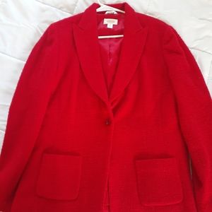 Brilliant red made from itali